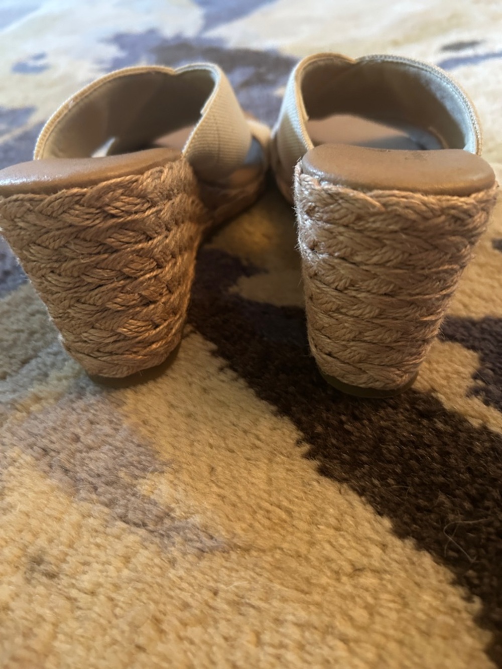 Tommy Bahama Suzette Cream Canvas Wedge Sandal Size 6.5 - Picture 4 of 6